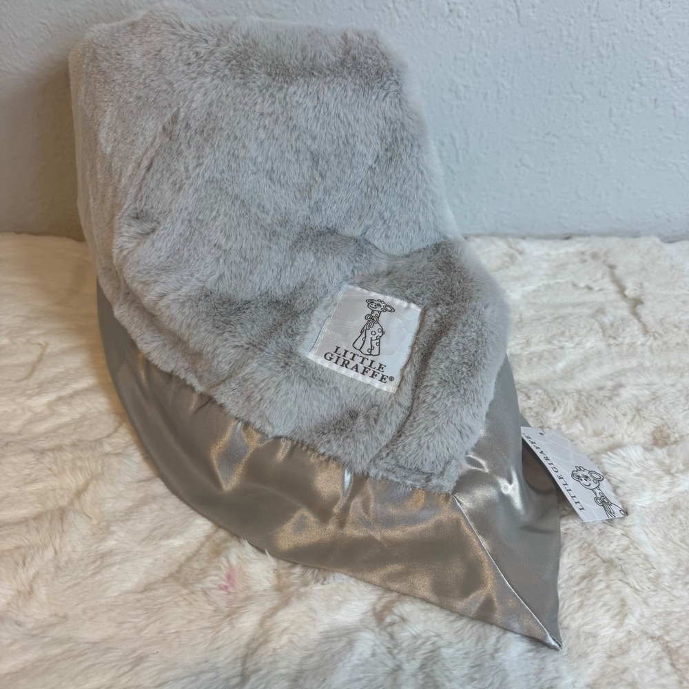 Little Giraffe Luxe Silver Grey Faux Fur Baby Blanket with Satin Border NWT